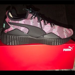 Puma Defy Street Sneakers